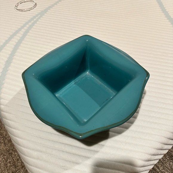 Southern Living at Home Tuscan Everyday Baker Square Baking Dish Teal Turquoise - Picture 4 of 4